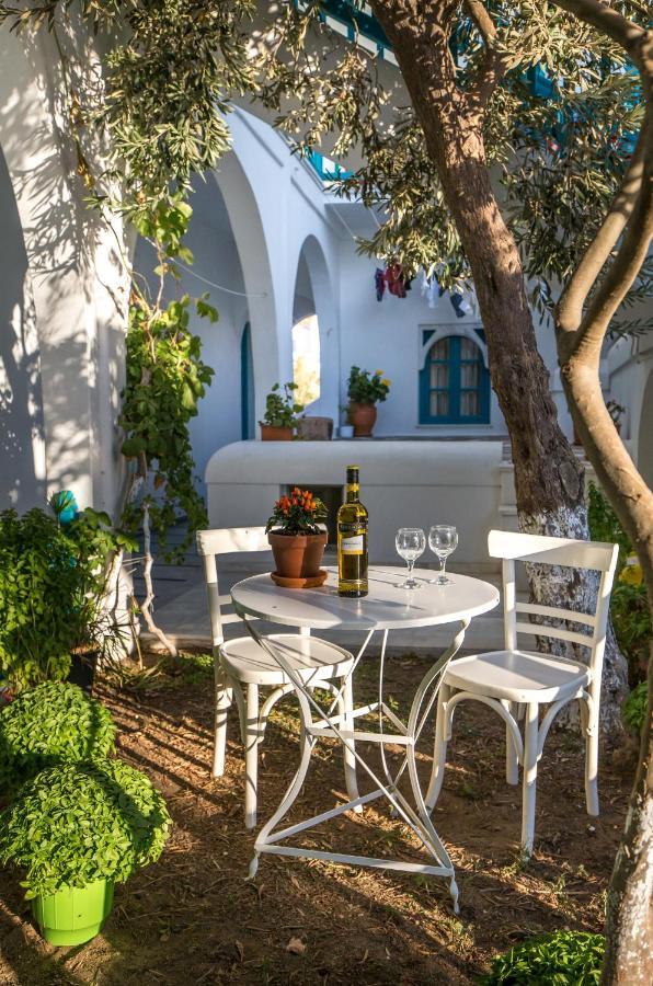 Pension Marias Bed & Breakfast Mykonos Town Bagian luar foto
